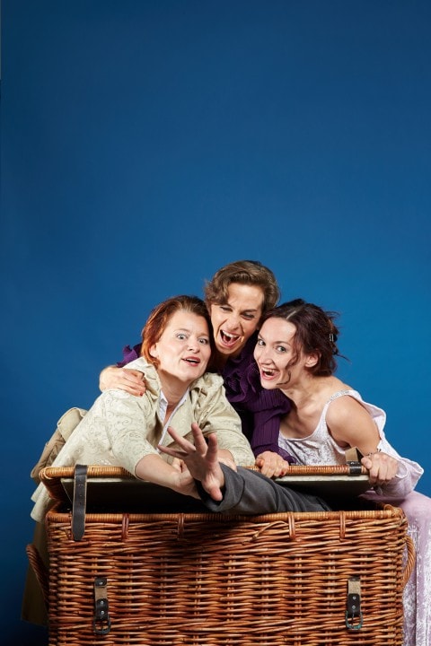 theaterachse_lustigenweiber_4_hoch_copyright_philip_hagenhofer